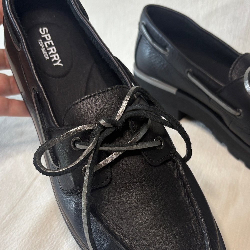 NWOT Sperry womens Black leather